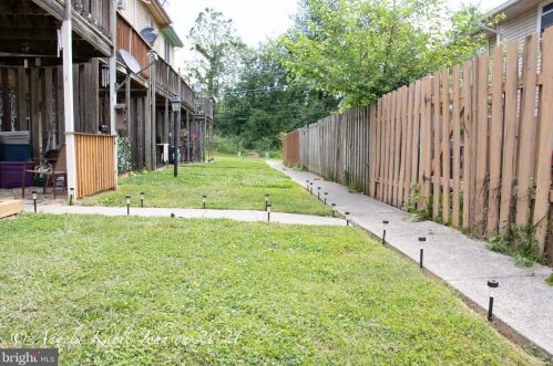 34 Mallard Ct, Charles Town WV  25414-5804 exterior