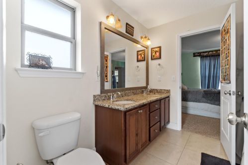 290 Dickens Dr, Freeport FL  32439-2298 exterior