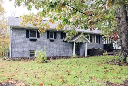 247 Betty Cir, Shraders, PA 17084-9604