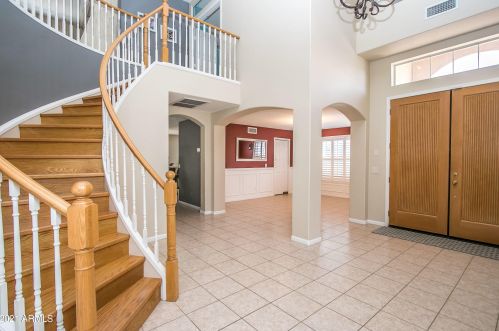 1434 Spur Ave, Gilbert AZ  85296-1946 exterior