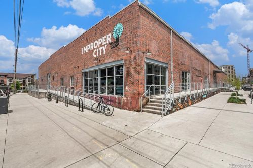 3517 Franklin St, Denver CO 80205-3324 exterior