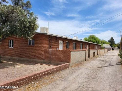 320 Campbell Ave, Tucson AZ 85718-1304 exterior