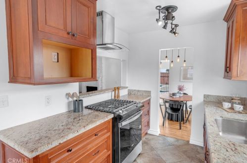 821 Woodcroft Ave, Glendora CA  91740-5447 exterior