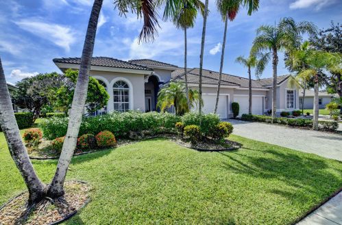 7903 Rockford Rd, Boynton Beach, FL 33472-2527