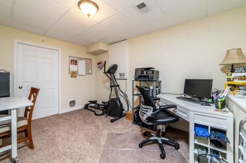 720 Janwood Dr, Latrobe PA  15650-6437 exterior