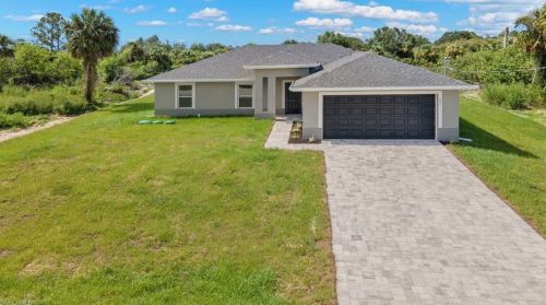 3617 20th St, Lehigh Acres, FL 33976-3406