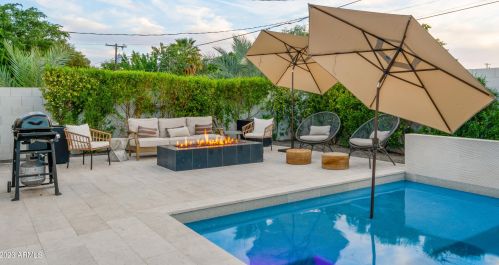 6846 13th Pl, Phoenix AZ  85014-1120 exterior