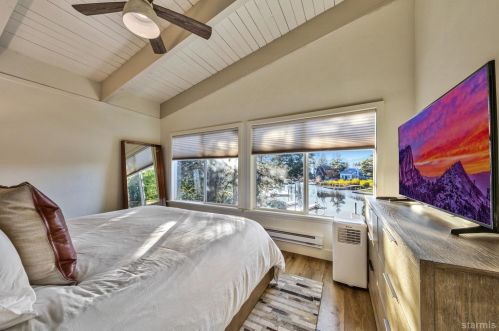 544 Tahoe Keys Blvd, South Lake Tahoe CA  96150-3313 exterior