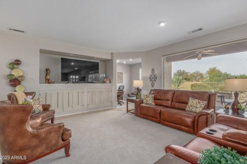 17716 Escalante Ln, Sun City, AZ 85374-6349