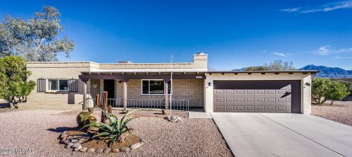 1839 Abrego Dr, Green Valley, AZ 85614-4106