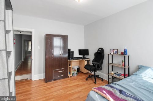 1011 Division St, Trenton NJ  08611-1014 exterior