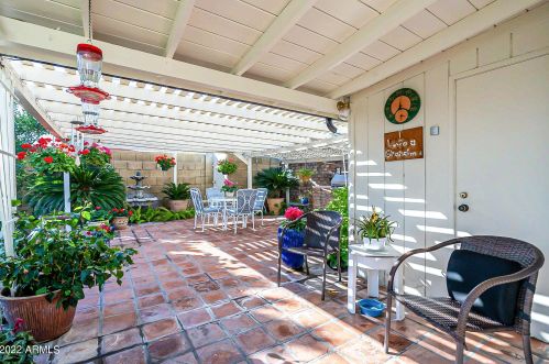 2832 69th St, Scottsdale AZ 85251-1202 exterior