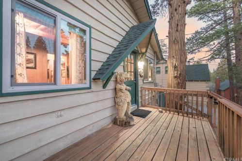355 Cinderella Dr, Big Bear City CA  92314-9798 exterior