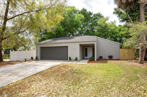 312 Edgemon Ave, Casselberry, FL 32708-2954