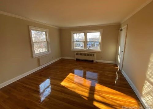 76 Blachley Rd, Stamford, CT 06902-4320