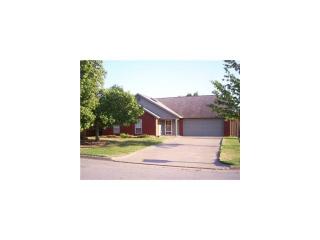 1553 Devonshire Pl, Fayetteville, AR 72703-3868