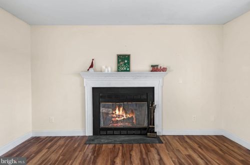 1729 Nottingham Dr, Fredericksburg VA  22408-9674 exterior