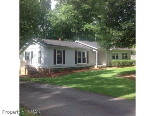 2501 Castleton Dr, Sanford, NC 27330-9316