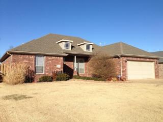 3110 Camden Dr, Bentonville AR  72712-4050 exterior