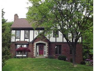 700 Willowcrest Dr, Gibsonia, PA 15044-6027
