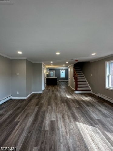 1029 Chandler Ave, Roselle NJ  07203-2746 exterior