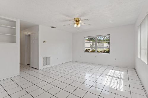 451 16th St, Winter Haven, FL 33881-4409