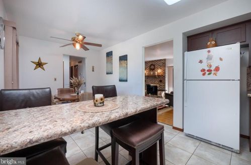 1139 Pecan Ln, Walnutport PA 18088-9444 exterior