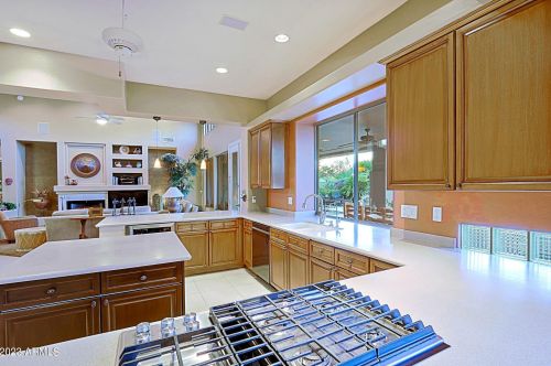 6462 Amber Sun Dr, Scottsdale AZ 85266-7034 exterior