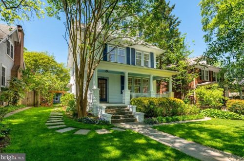 5411 Cathedral Ave, Washington, DC 20016-2531