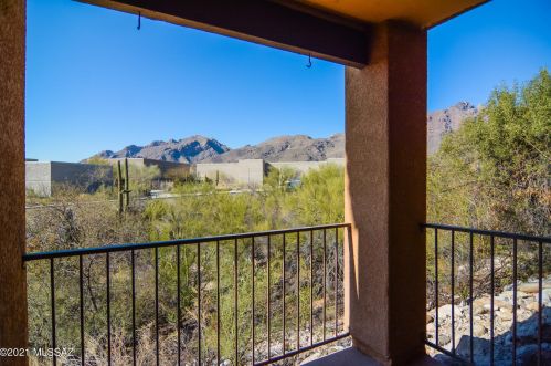 6651 Campbell Ave, Tucson AZ  85718-1347 exterior