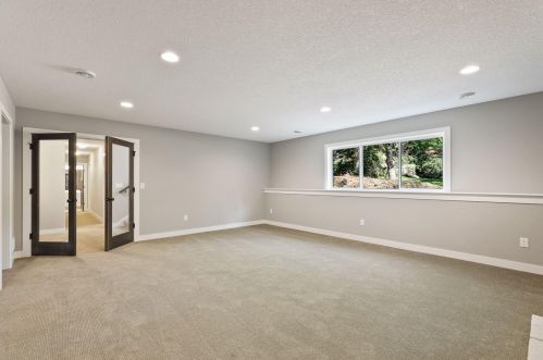 115 Greenwood St, Saint Paul MN 55115-2247 exterior