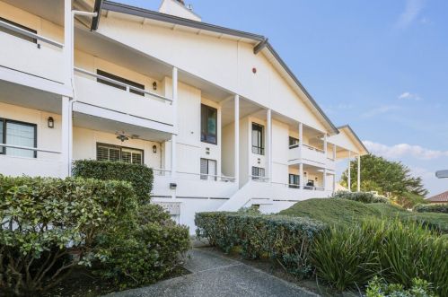 448 Cypress Ave, Princeton By The Sea CA  94019-1602 exterior