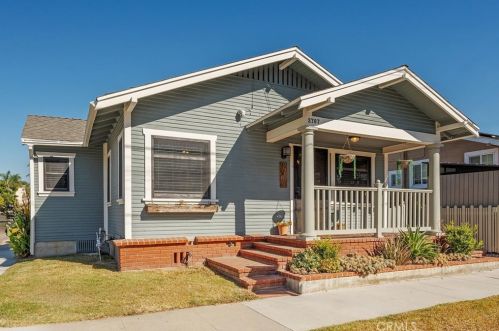 2787 15th St, Long Beach, CA 90804-1506