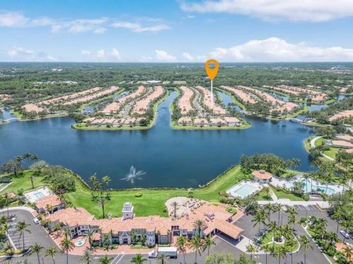 4199 Los Altos Ct, Naples FL  34109-1315 exterior