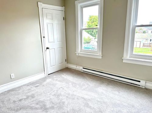 323 Lehigh Ave, Palmerton PA  18071-1809 exterior
