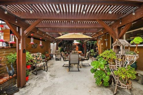 8403 Catalina Ave, Whittier CA 90605-1104 exterior