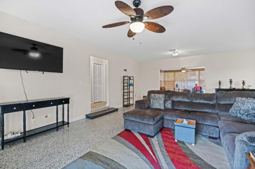 774 Prima Vista Blvd, Fort Pierce FL  34952-2275 exterior