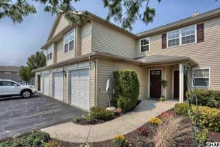 106 Sparrow Rd, Hummelstown, PA 17036-8833