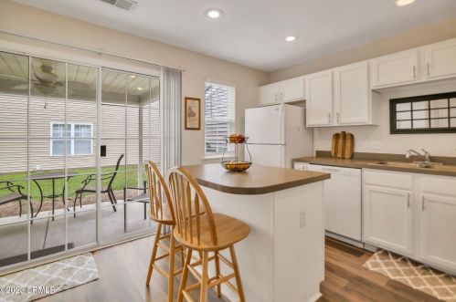 276 West Sq, Bluffton, SC 29910-5134