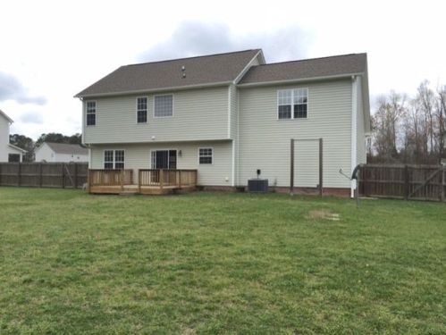206 Field St, Jacksonville, NC 28540-9246