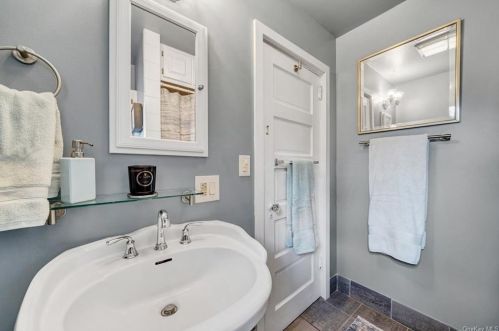 369 Montgomery St, Newburgh NY  12550-3643 exterior