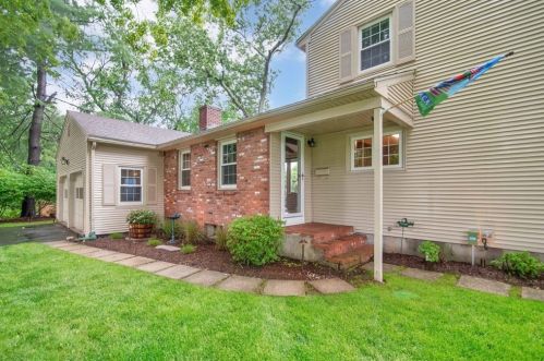 55 Harwich Rd, Springfield MA  01106-1207 exterior