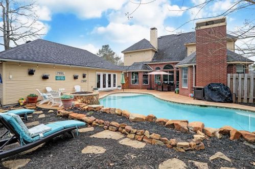 5607 Evergreen Vly Dr, Humble TX  77345-3067 exterior