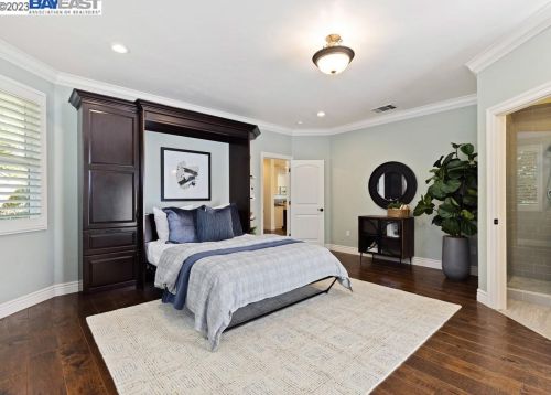 156 Town And Country Dr, Danville, CA 94526-3717