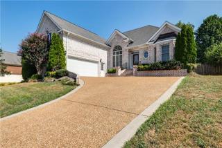 6028 Brentwood Chase Dr, Brentwood, TN 37027-4448