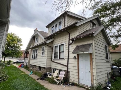 2144 49, Milwaukee WI 53208-1106 exterior