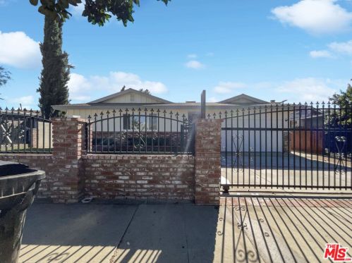 8050 Cherrystone Ave, Van Nuys CA  91402-5415 exterior