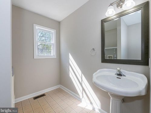 7216 Hearthside Trl, Fredericksburg VA  22407-7478 exterior