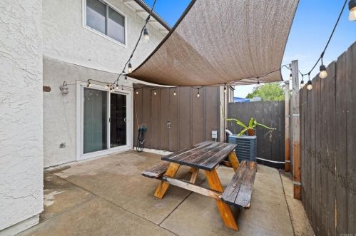 10108 Peaceful Ct, Santee CA  92071-1839 exterior