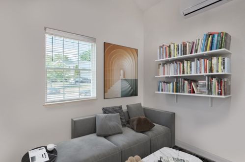 15414 Cuda Dr, Bakersfield CA  93307-9279 exterior